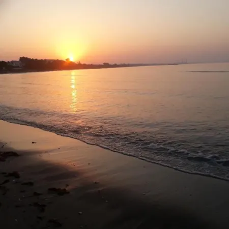 A Sea Breeze House Feriehus