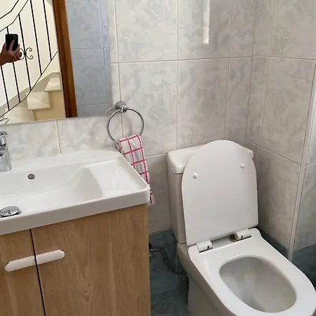 A Sea Breeze House Feriehus Larnaca