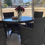 A Sea Breeze House 度假居