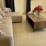 度假居 A Sea Breeze House *